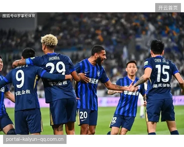 三镇近五场丢十二球：球队危机与球员转型的深度解析
